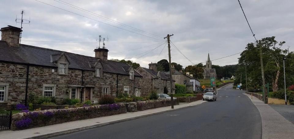 Central House Shillelagh Exterior photo